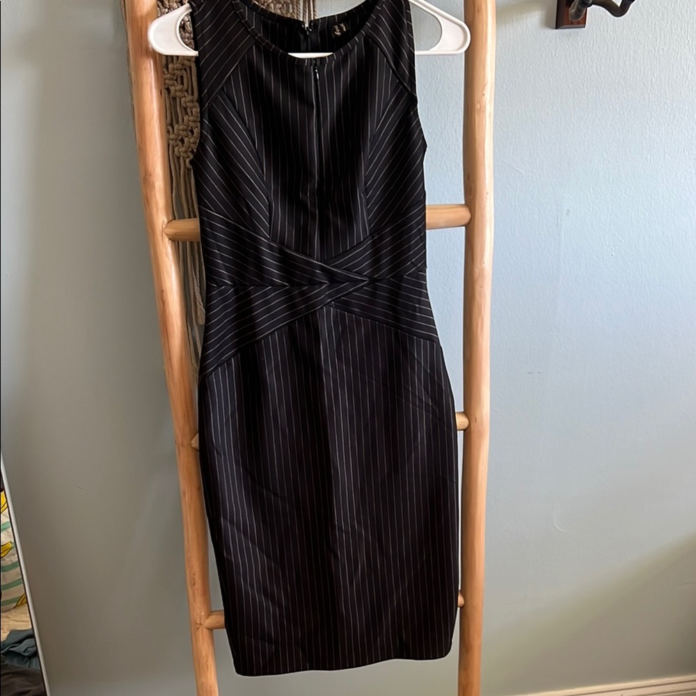 Black Sheath Midi Dress Scoop Neck Sleeveless
